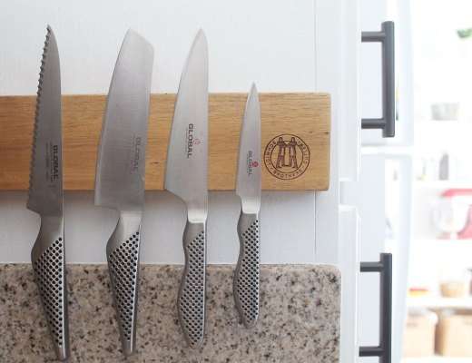Wall mounted knife holder