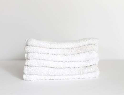 How to make white towels white after white towels become dingy! Why white towels become dingy and gray or yellowed.
