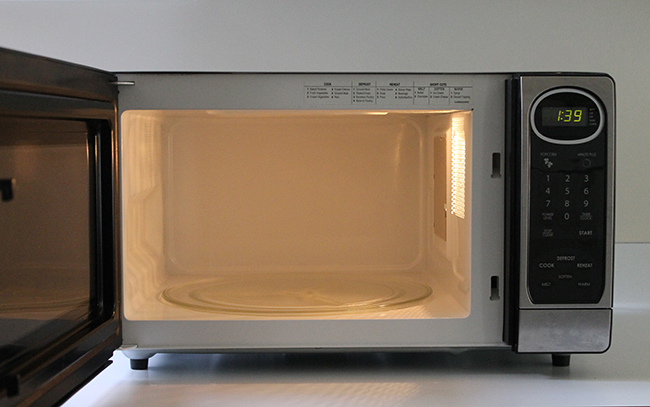 Remove grim from your microwave with lemon and water