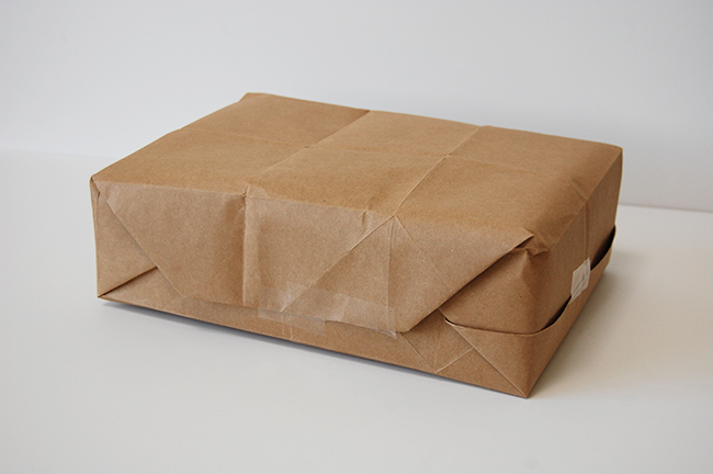 Recycled gift wrap ideas - paper bag