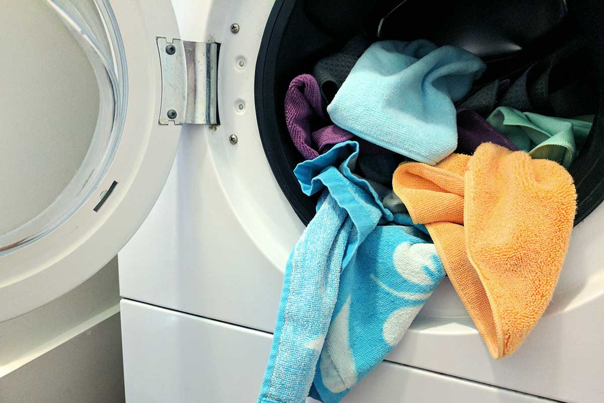 How to Deodorize Your Washing Machine