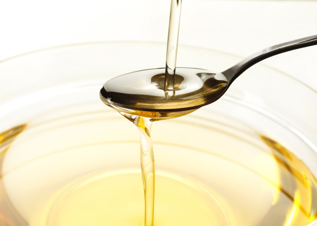 How to remove tree sap from skin using cooking oil