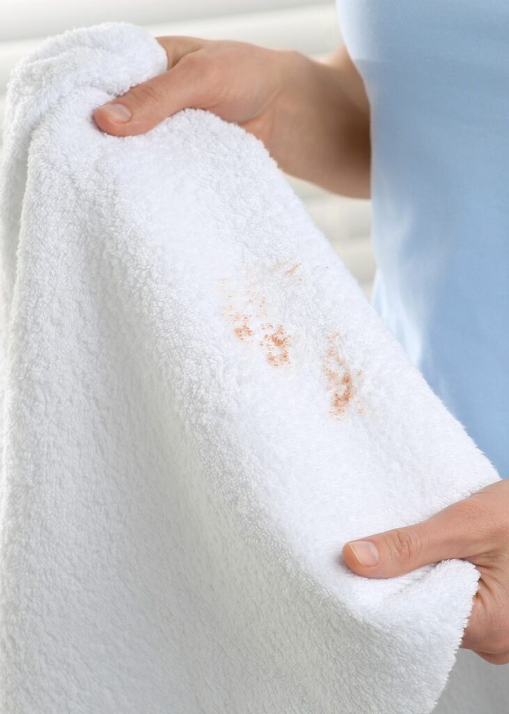 How to make white towels white - remove makeup stains