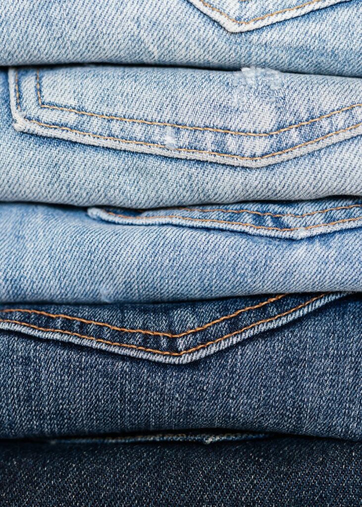 Jeans stacked on shelf - How to organize jeans